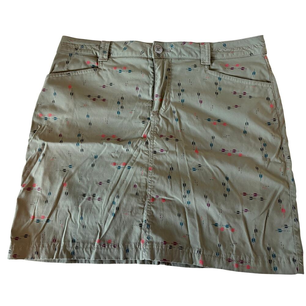 Eddie Bauer Green Arrow Print Women’s Adventurer 2.0 Skort Size 10